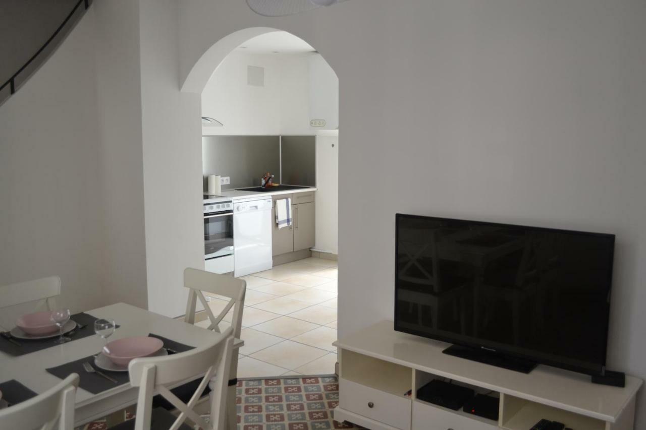 La Bulle Familles Clim, Wifi, Airport Shuttle,Tout A Pied 카르카손 외부 사진